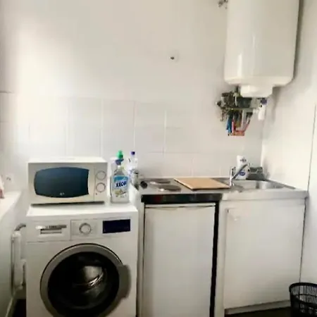 Beau Gare Apartment *